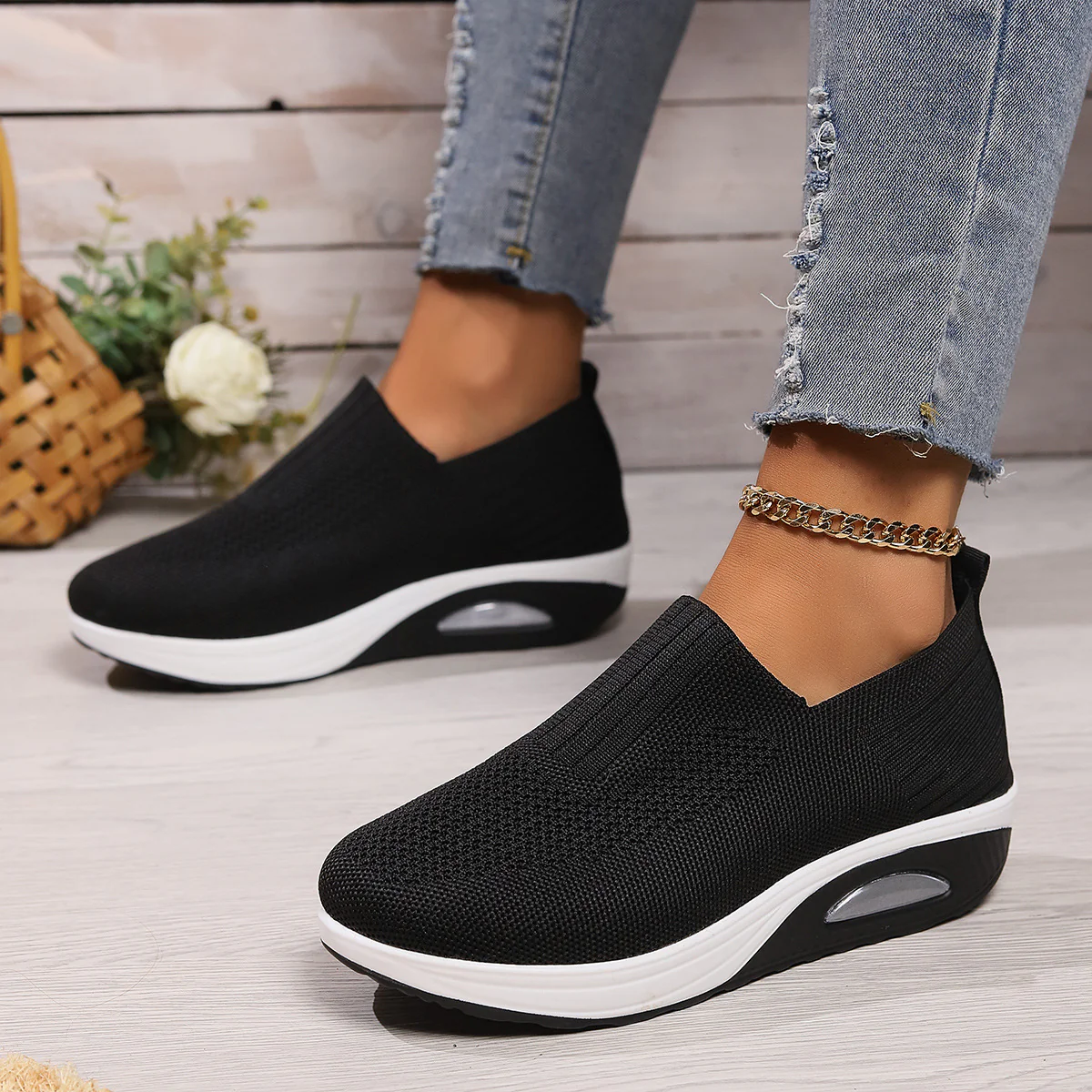 Women's Plus Size Low-Top Knit Wedge Sneakers - Breathable Round-Toe Height-Increasing Casual Shoes for Spring/Summer