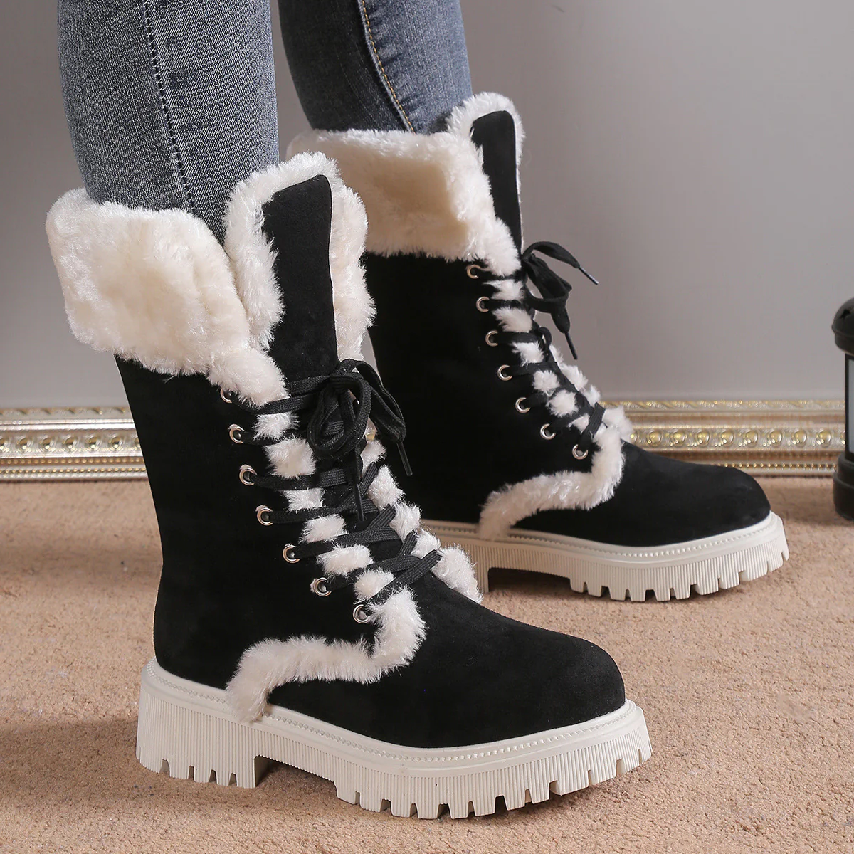 Winter New Women's Velvet Mid-Tube Cotton Boots with Thickened Lining and Height-Enhancing Design