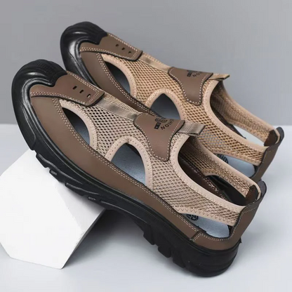 Aero Men’s Breathable Closed-Toe Sandals – Lightweight Mesh Outdoor Casual Beach Shoes
