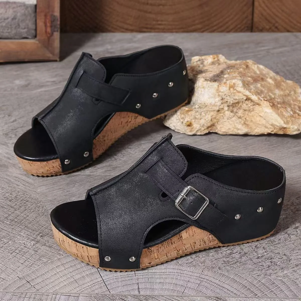 Women’s RetroBay Buckle Peep-Toe Wedge Sandals – Rivet-Detail Platform Beach Shoes